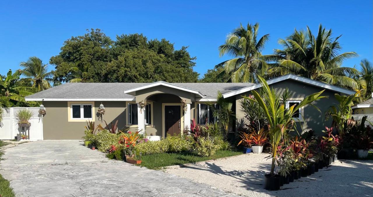 Kendra'S Place Apartment Nassau Exterior photo